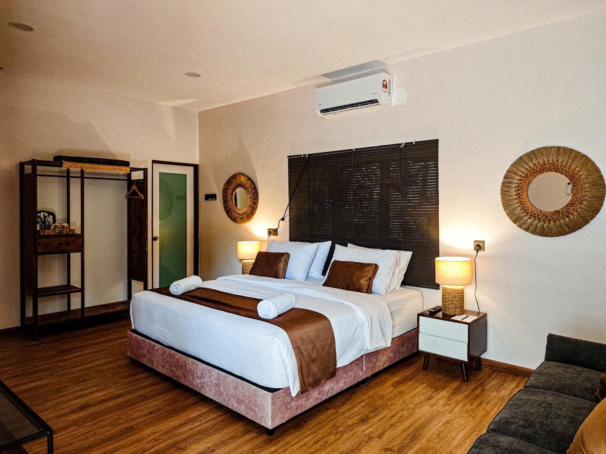 Mulyo Hotel Port Dickson Buitenkant foto