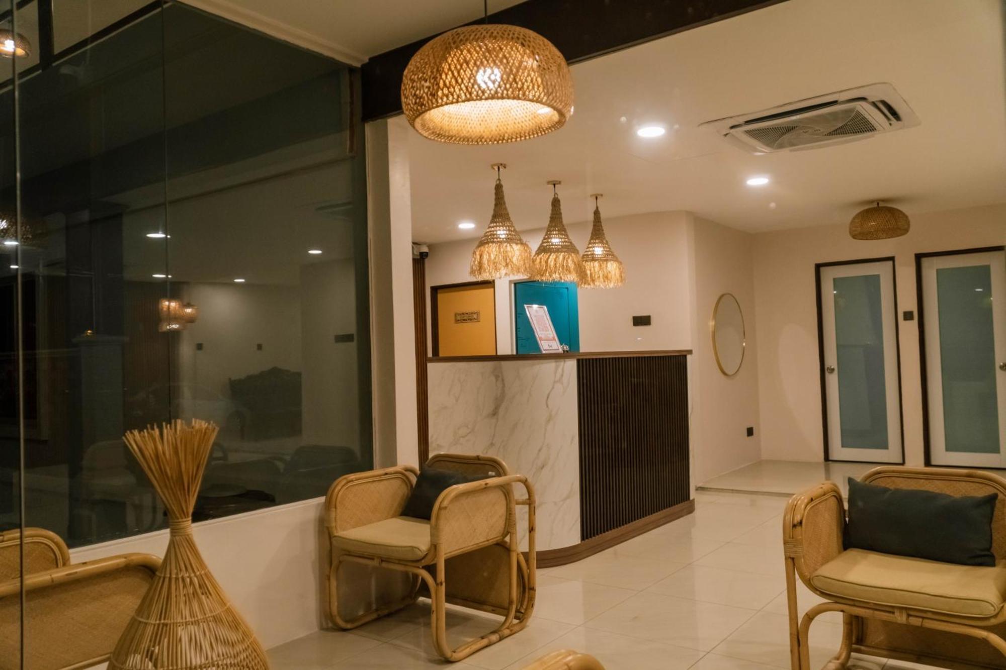 Mulyo Hotel Port Dickson Buitenkant foto