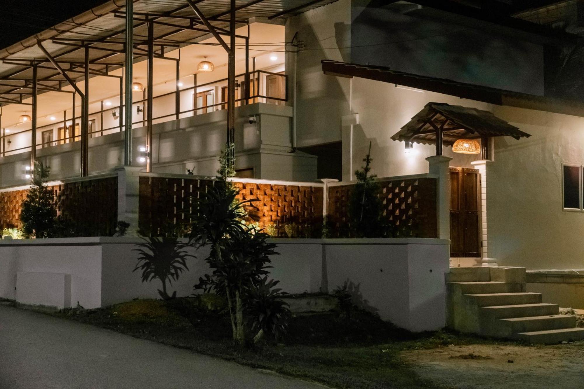 Mulyo Hotel Port Dickson Buitenkant foto